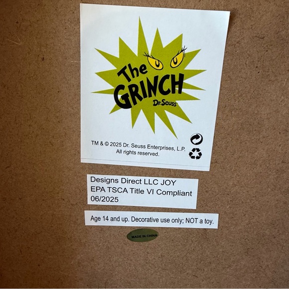 Grinch Wall Decor Canvas Art NEW 8 x 10 Christmas Grinchmas Cindy Lou Who - Picture 5 of 10